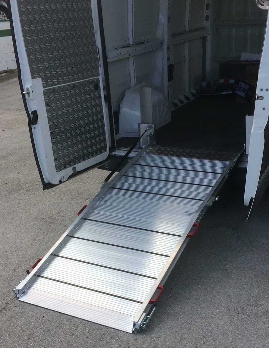 Laderampe für transporter, laderampe für handwerker, laderampe fahrzeugeinrichtung